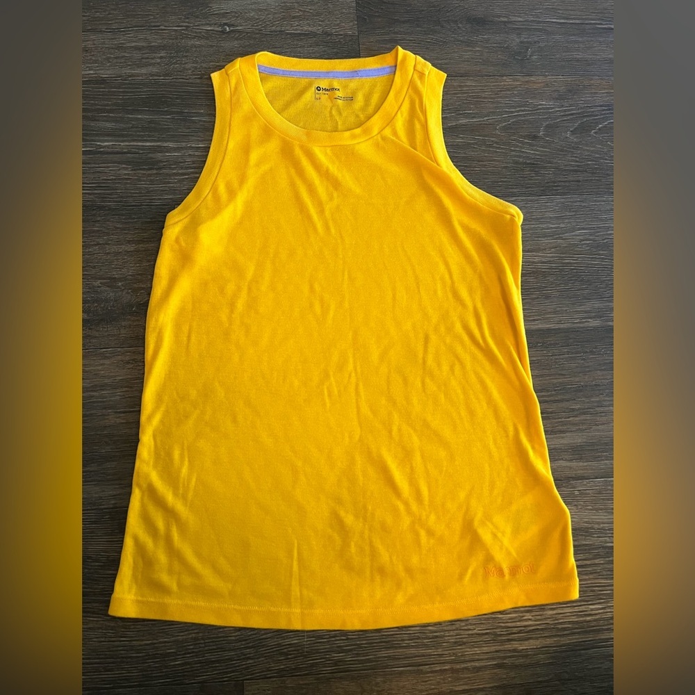 Marmot Outdoor Switchback Tank Yellow Women’s Tank Top Size Small